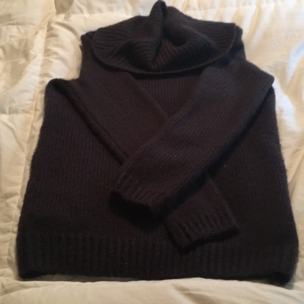 Large Pierri NY knit sweater dark gray